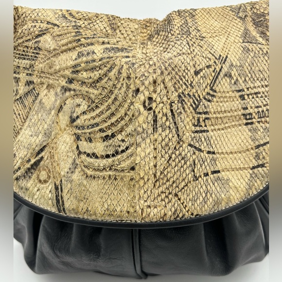 CHARLES KLEIN Italy Vintage Crossbody Bag - Picture 5 of 6